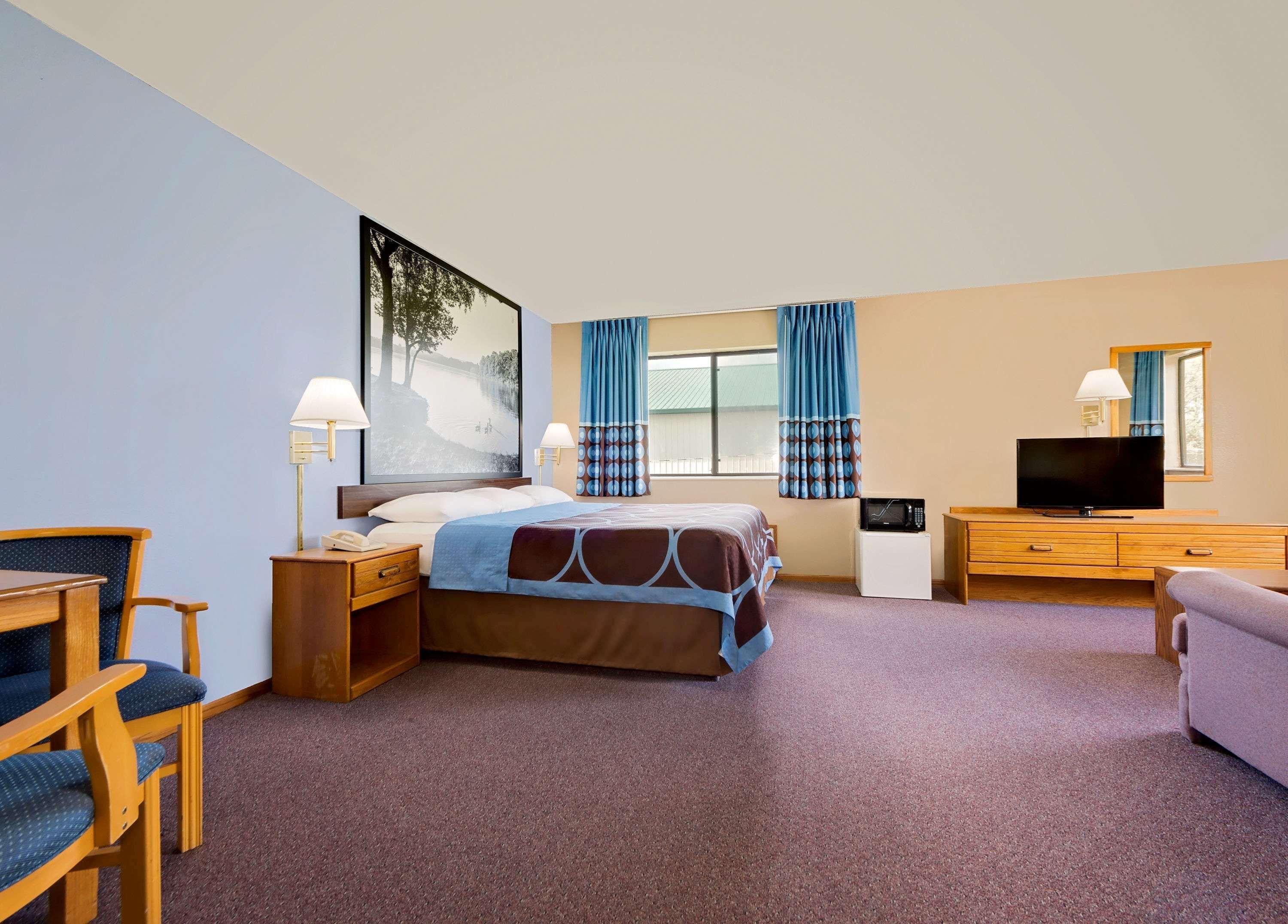 Super 8 By Wyndham Chariton Hotell Eksteriør bilde